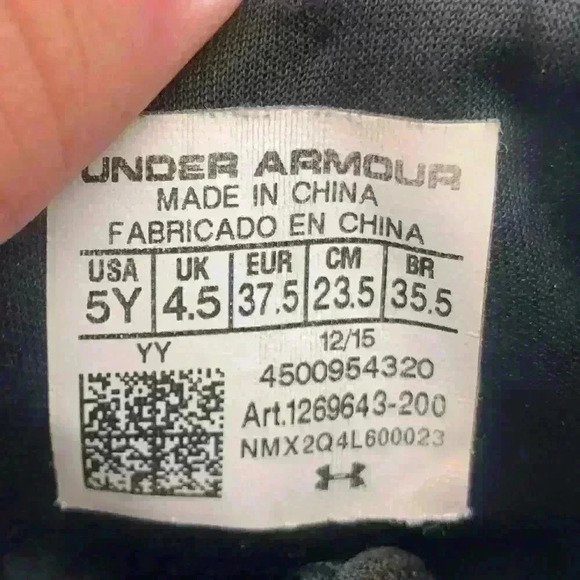 CAM NEWTON X Under Armour High Top Football Cleats Size 5Y - Picture 9 of 9